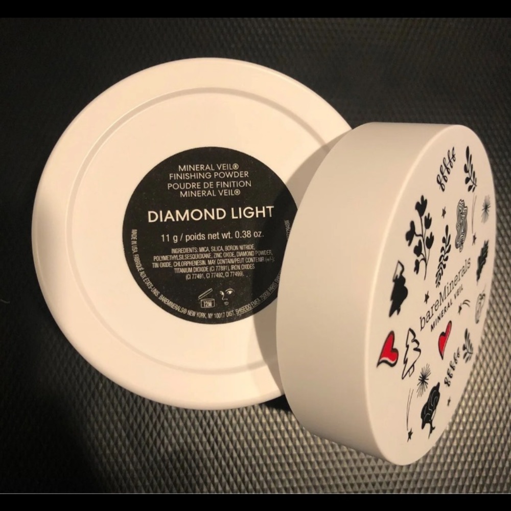 SOLD NWT Bareminerals diamond light mineral veil